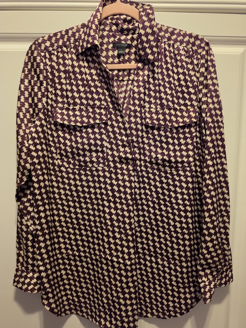 Ann Taylor Burdgendy And Cream One Button With Two Pockets